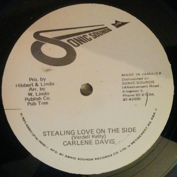 Carlene Davis / Dean Fraser : Stealing Love On The Side (12")