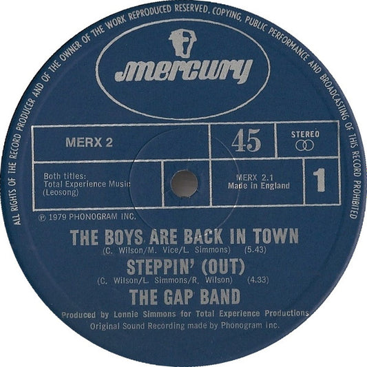 The Gap Band : The Boys Are Back In Town / Steppin' (Out) (12")