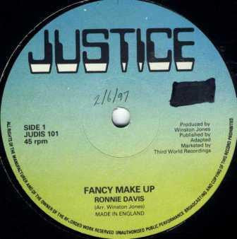 Ronnie Davis : Fancy Make Up / It's Swinging My Love (12")